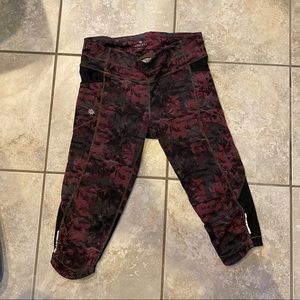 Athleta Capri Yoga Pants